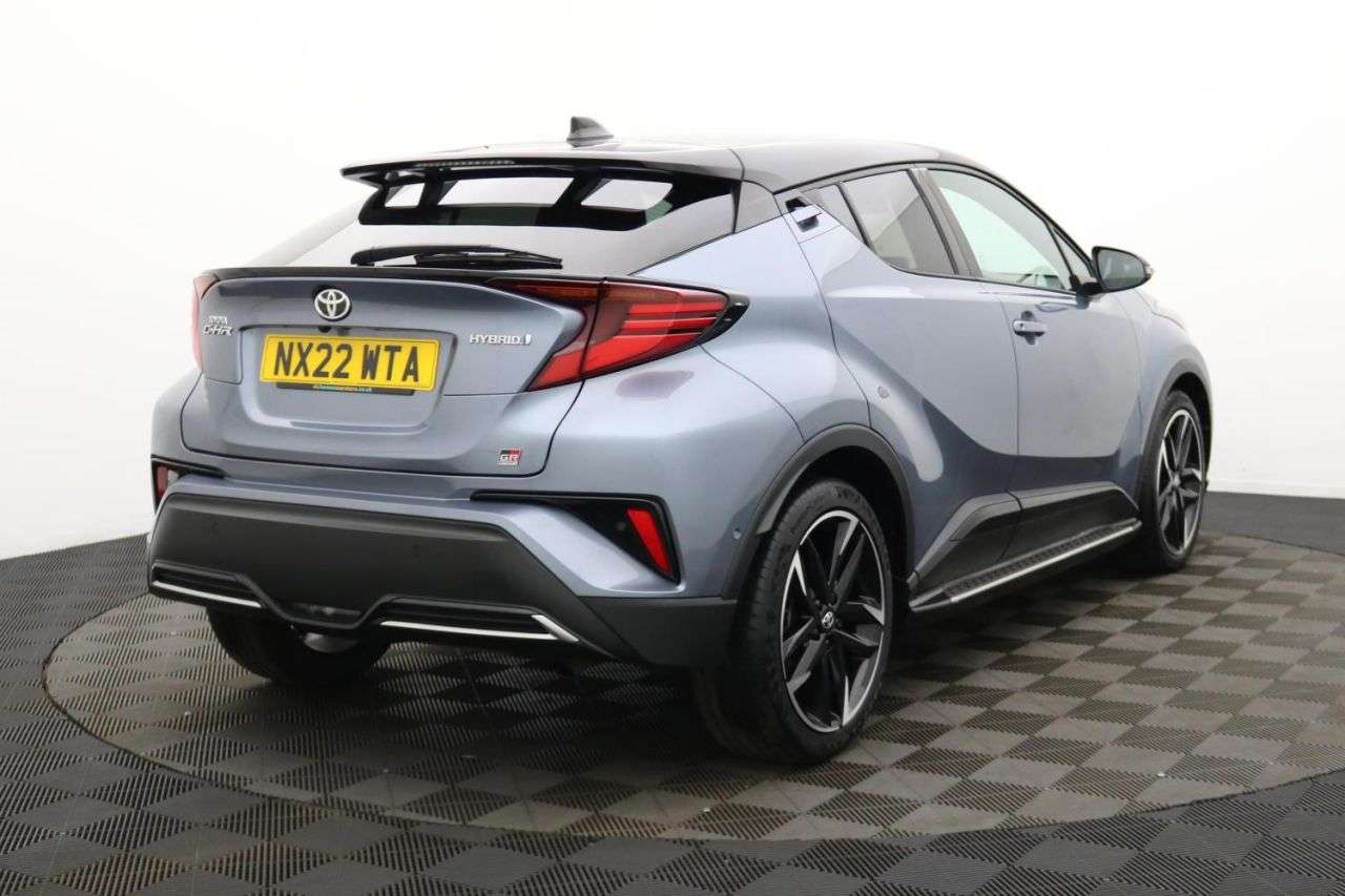 2022 TOYOTA C-HR 2022 TOYOTA C-HR