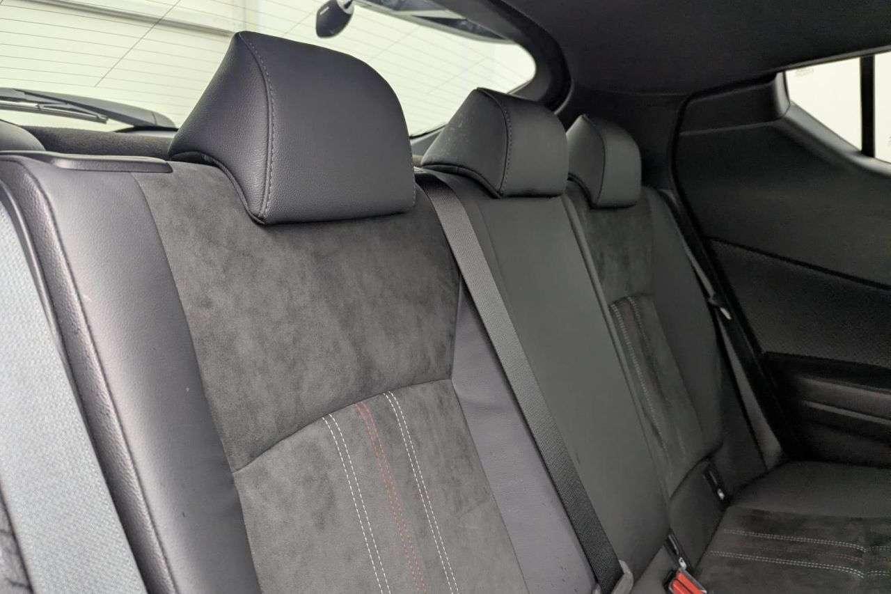 2022 TOYOTA C-HR 2022 TOYOTA C-HR