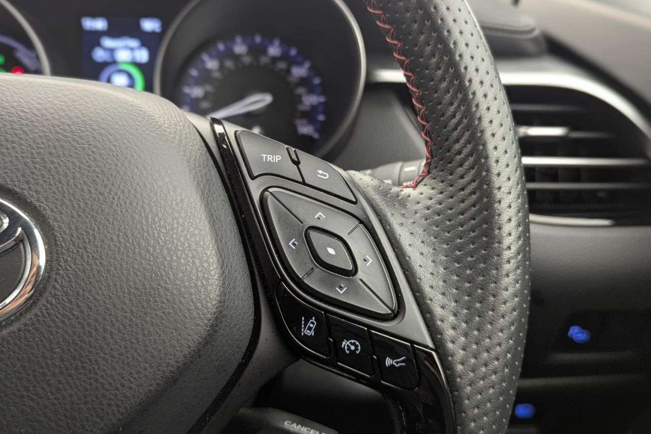 2022 TOYOTA C-HR 2022 TOYOTA C-HR