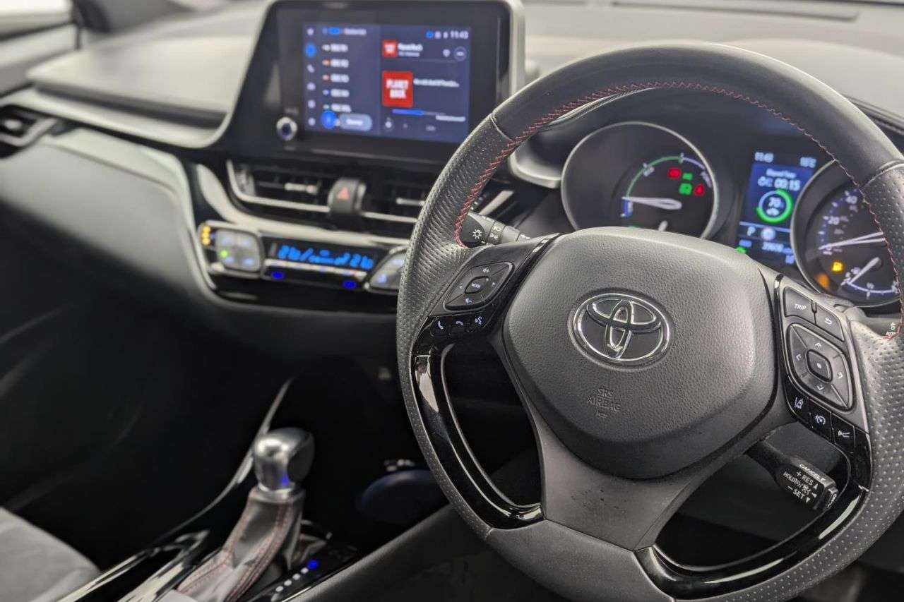 2022 TOYOTA C-HR 2022 TOYOTA C-HR