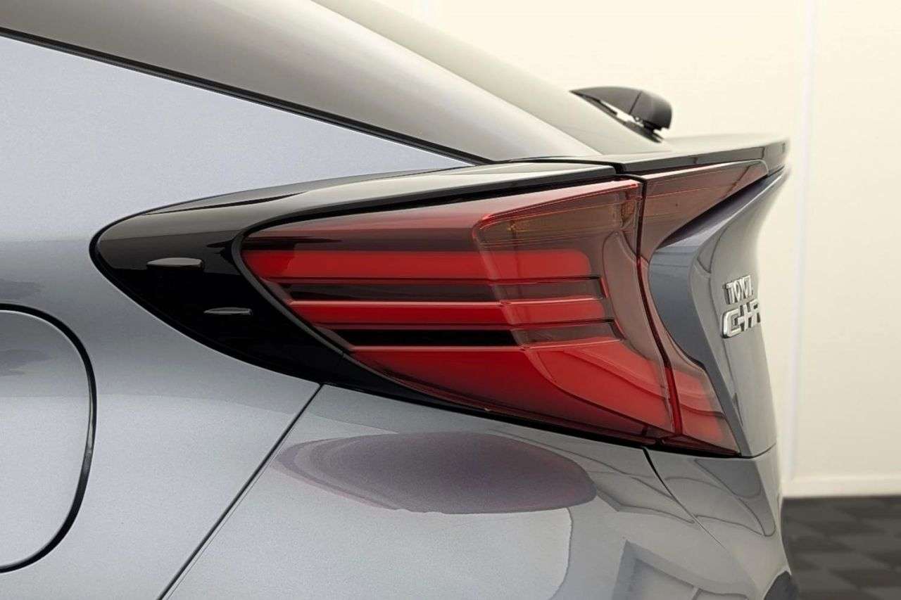 2022 TOYOTA C-HR 2022 TOYOTA C-HR