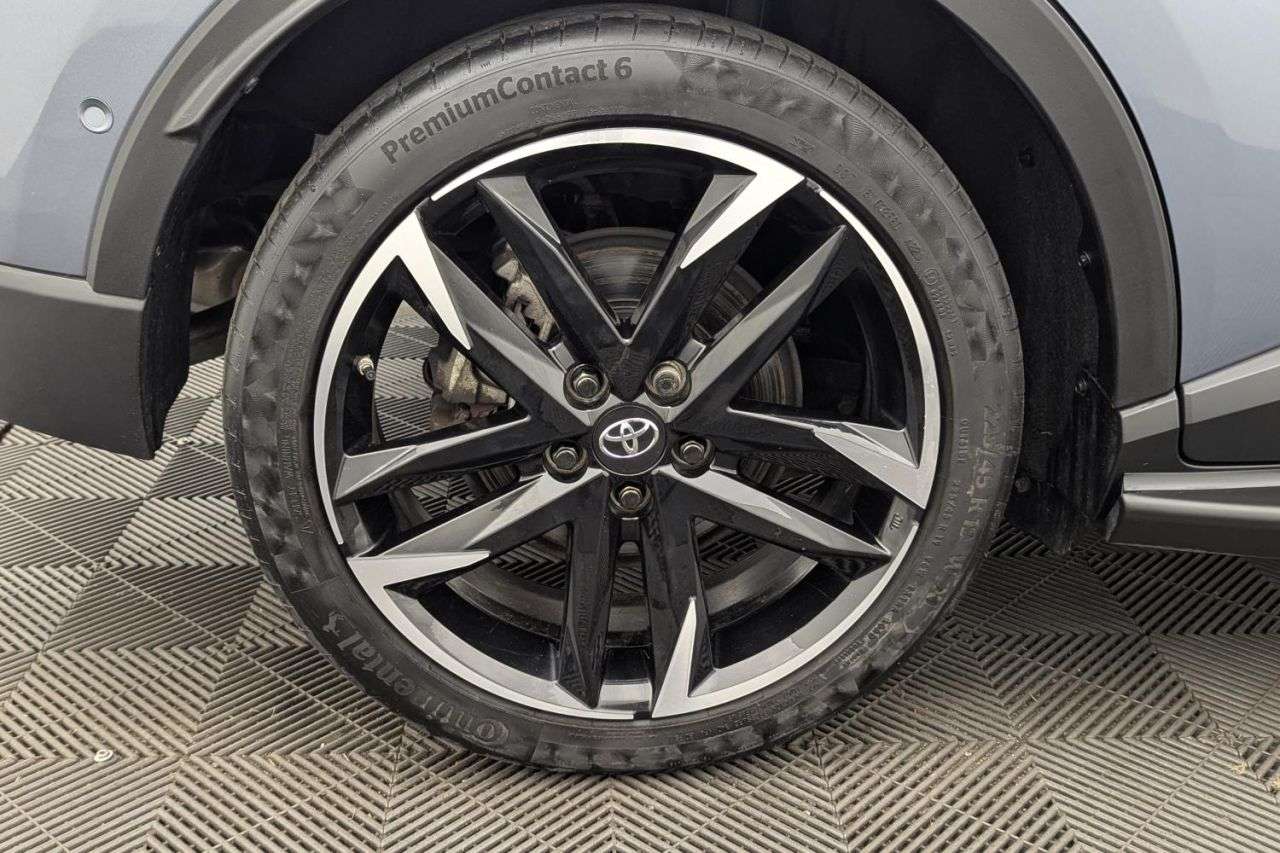 2022 TOYOTA C-HR 2022 TOYOTA C-HR