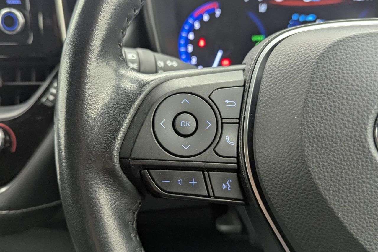 2021 TOYOTA COROLLA 2021 TOYOTA COROLLA