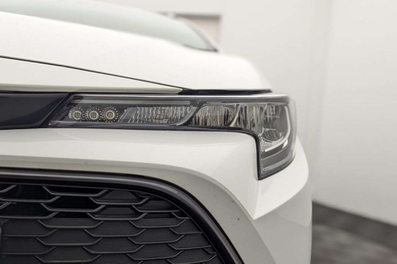 2021 TOYOTA COROLLA 2021 TOYOTA COROLLA