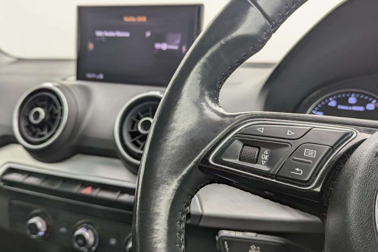 2017 AUDI Q2 2017 AUDI Q2