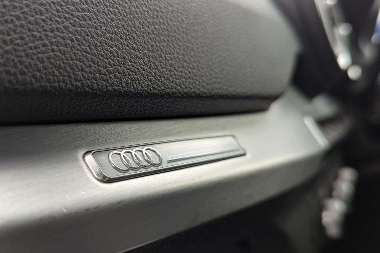 2017 AUDI Q2 2017 AUDI Q2