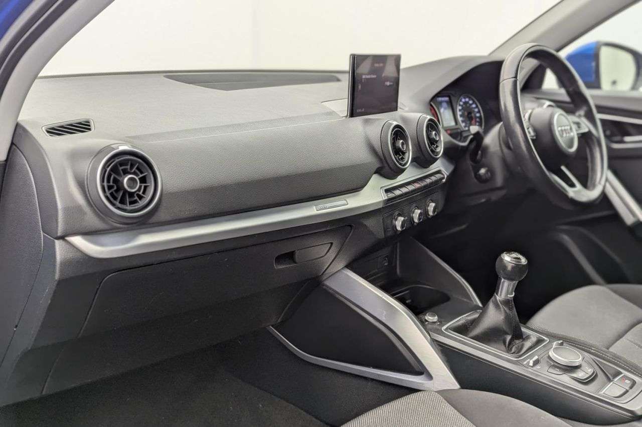 2017 AUDI Q2 2017 AUDI Q2