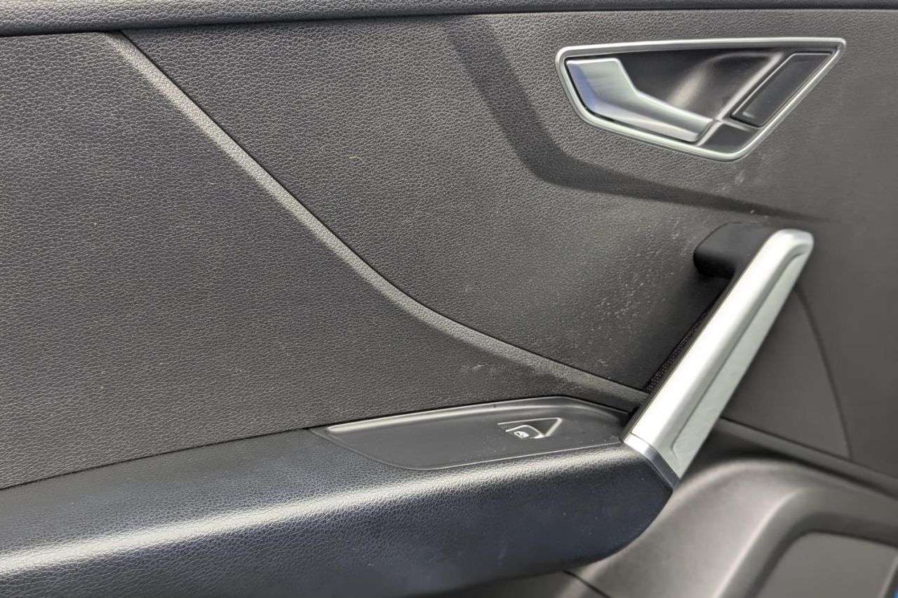 2017 AUDI Q2 2017 AUDI Q2