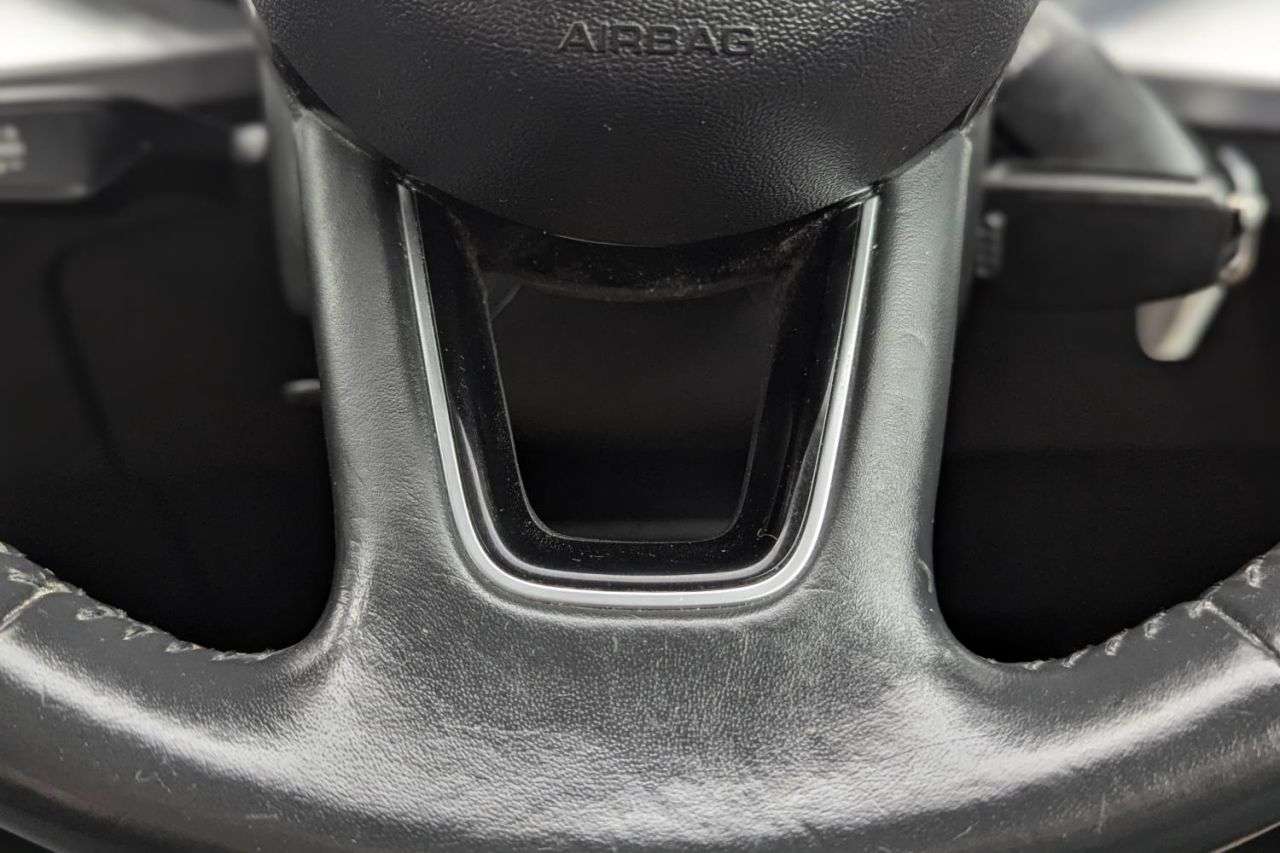 2017 AUDI Q2 2017 AUDI Q2