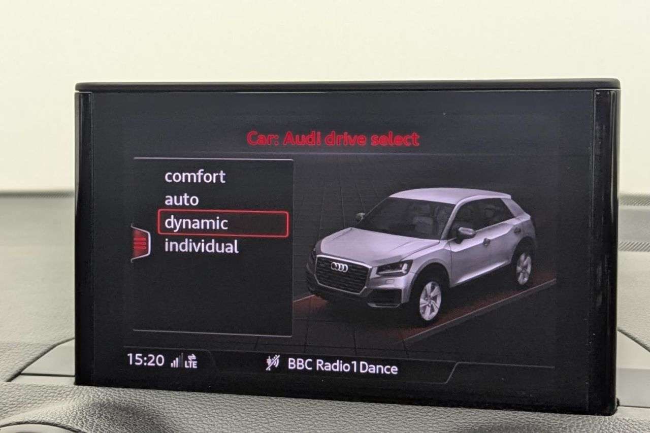 2017 AUDI Q2 2017 AUDI Q2