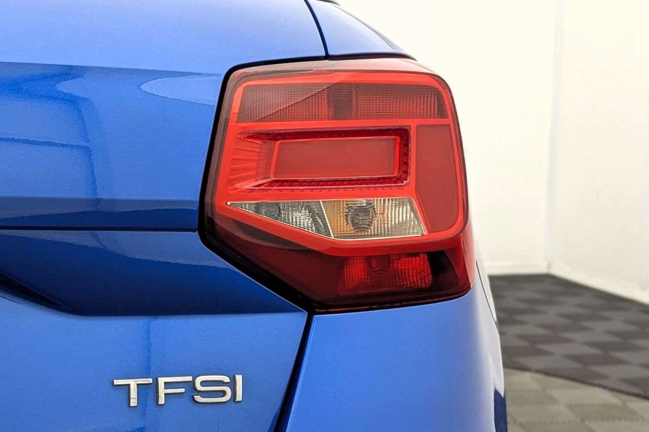 2017 AUDI Q2 2017 AUDI Q2