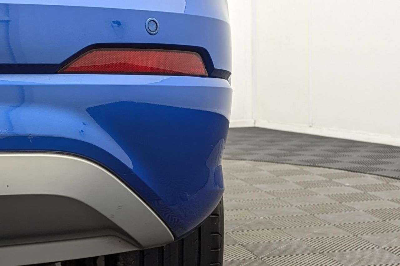 2017 AUDI Q2 2017 AUDI Q2