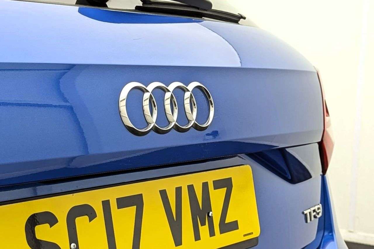 2017 AUDI Q2 2017 AUDI Q2