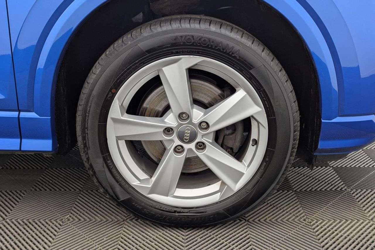 2017 AUDI Q2 2017 AUDI Q2