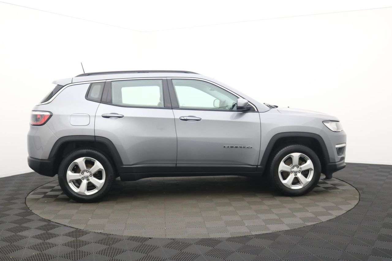 A 2018 JEEP COMPASS 1.4T MultiAirII Longitude SUV 5dr Petrol Manual Euro 6 (s/s) (140 ps) Award A 2018 JEEP COMPASS 1.4T MultiAirII Longitude SUV 5dr Petrol Manual Euro 6 (s/s) (140 ps) Award