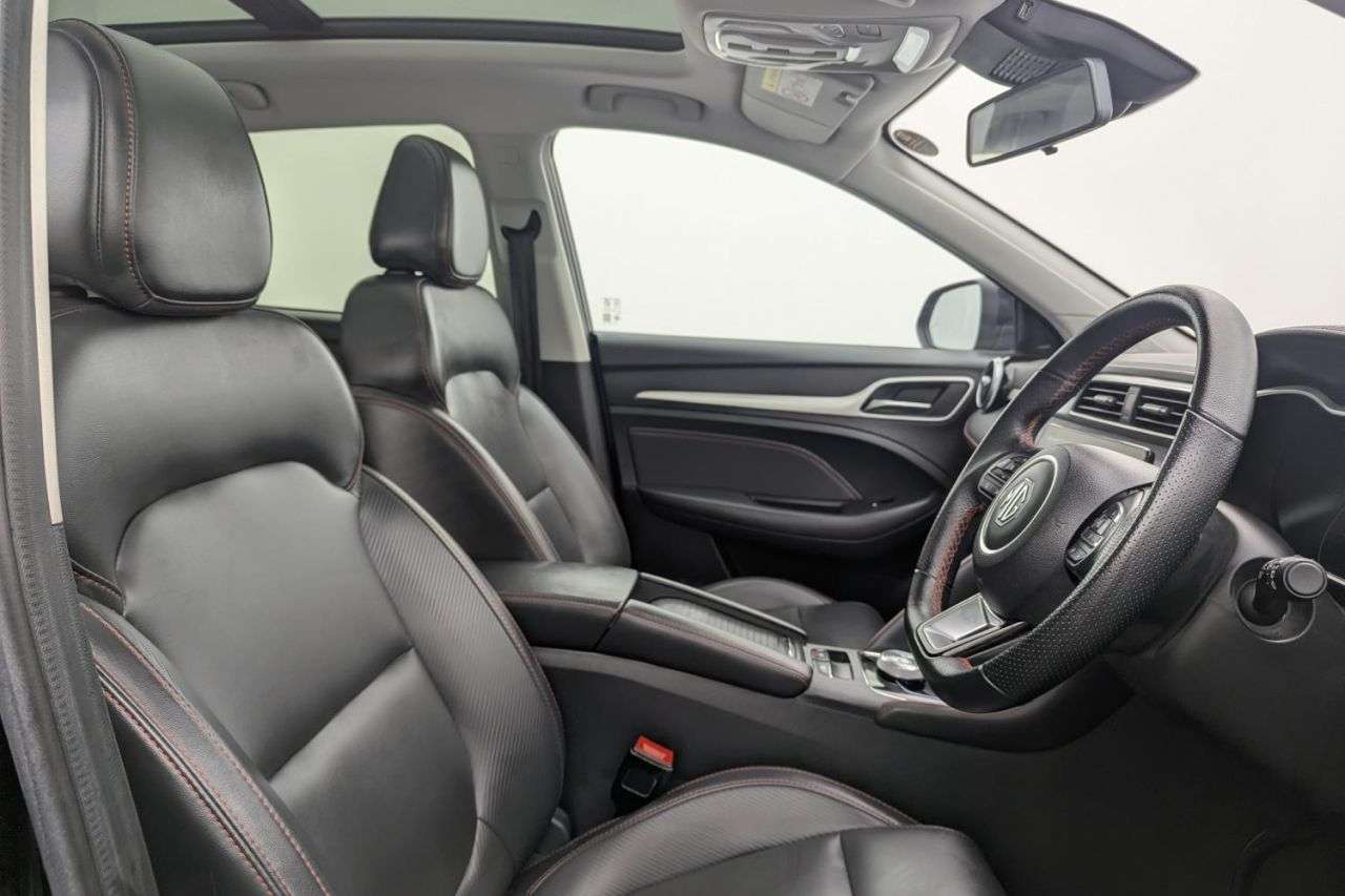 A 2022 MG MG ZS 72.6kWh Trophy Long Range SUV 5dr Electric Auto (156 ps) Award Winning 5 St A 2022 MG MG ZS 72.6kWh Trophy Long Range SUV 5dr Electric Auto (156 ps) Award Winning 5 St