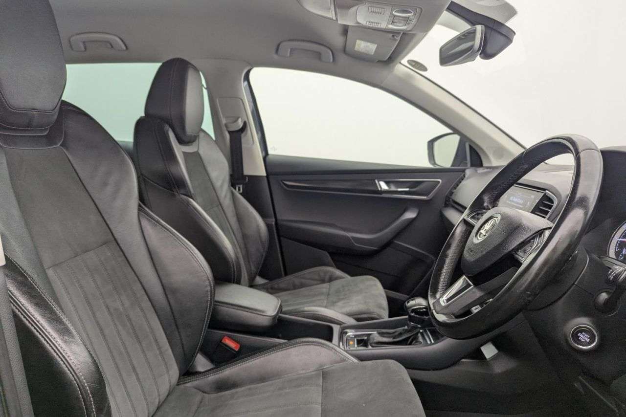 A 2020 SKODA KAROQ 1.5 TSI ACT SE L SUV 5dr Petrol DSG Euro 6 (s/s) (150 ps) Award Winning 5 S A 2020 SKODA KAROQ 1.5 TSI ACT SE L SUV 5dr Petrol DSG Euro 6 (s/s) (150 ps) Award Winning 5 S