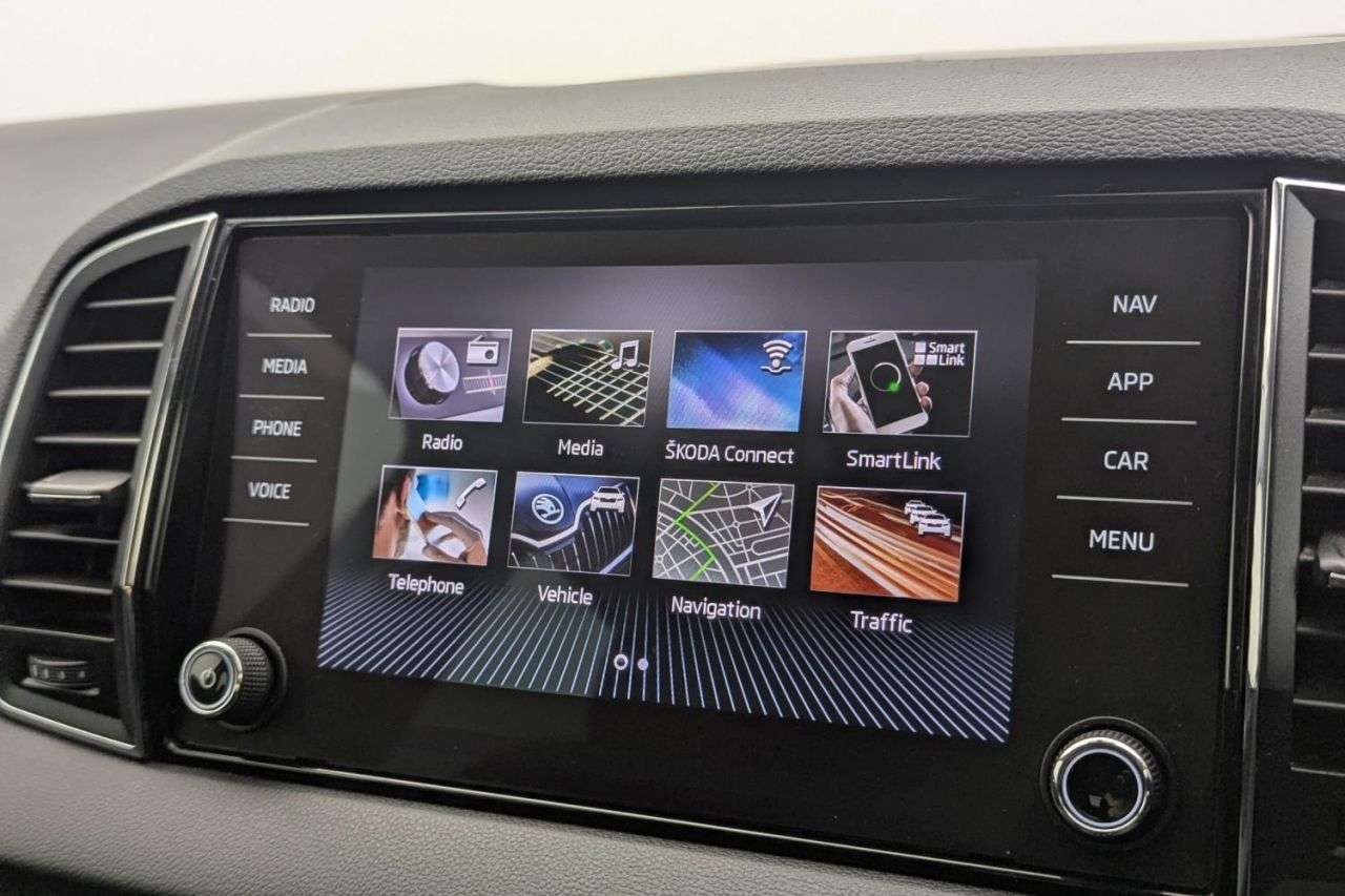 2020 SKODA KAROQ 2020 SKODA KAROQ