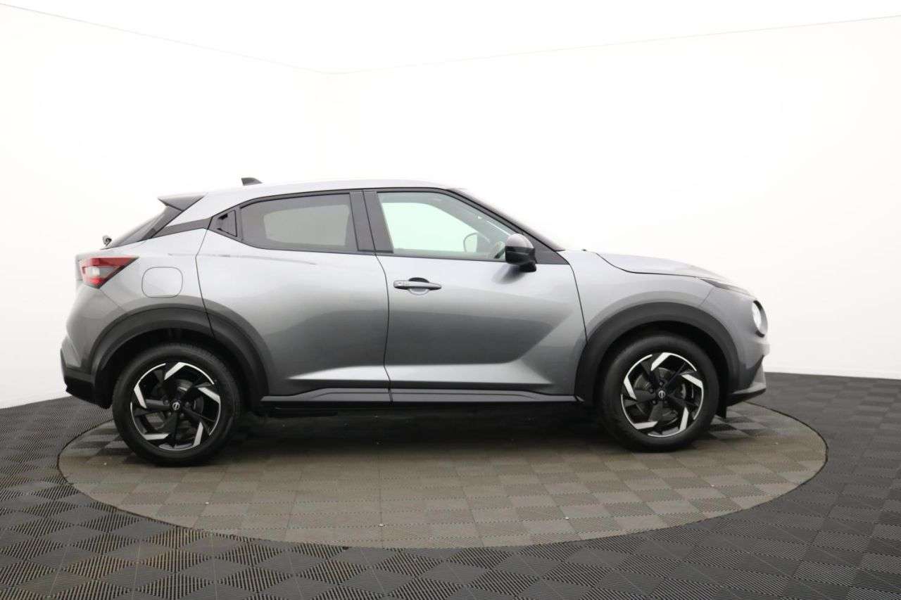 A 2023 NISSAN JUKE 1.0 DIG-T N-Connecta SUV 5dr Petrol DCT Auto Euro 6 (s/s) (114 ps) Award Wi A 2023 NISSAN JUKE 1.0 DIG-T N-Connecta SUV 5dr Petrol DCT Auto Euro 6 (s/s) (114 ps) Award Wi
