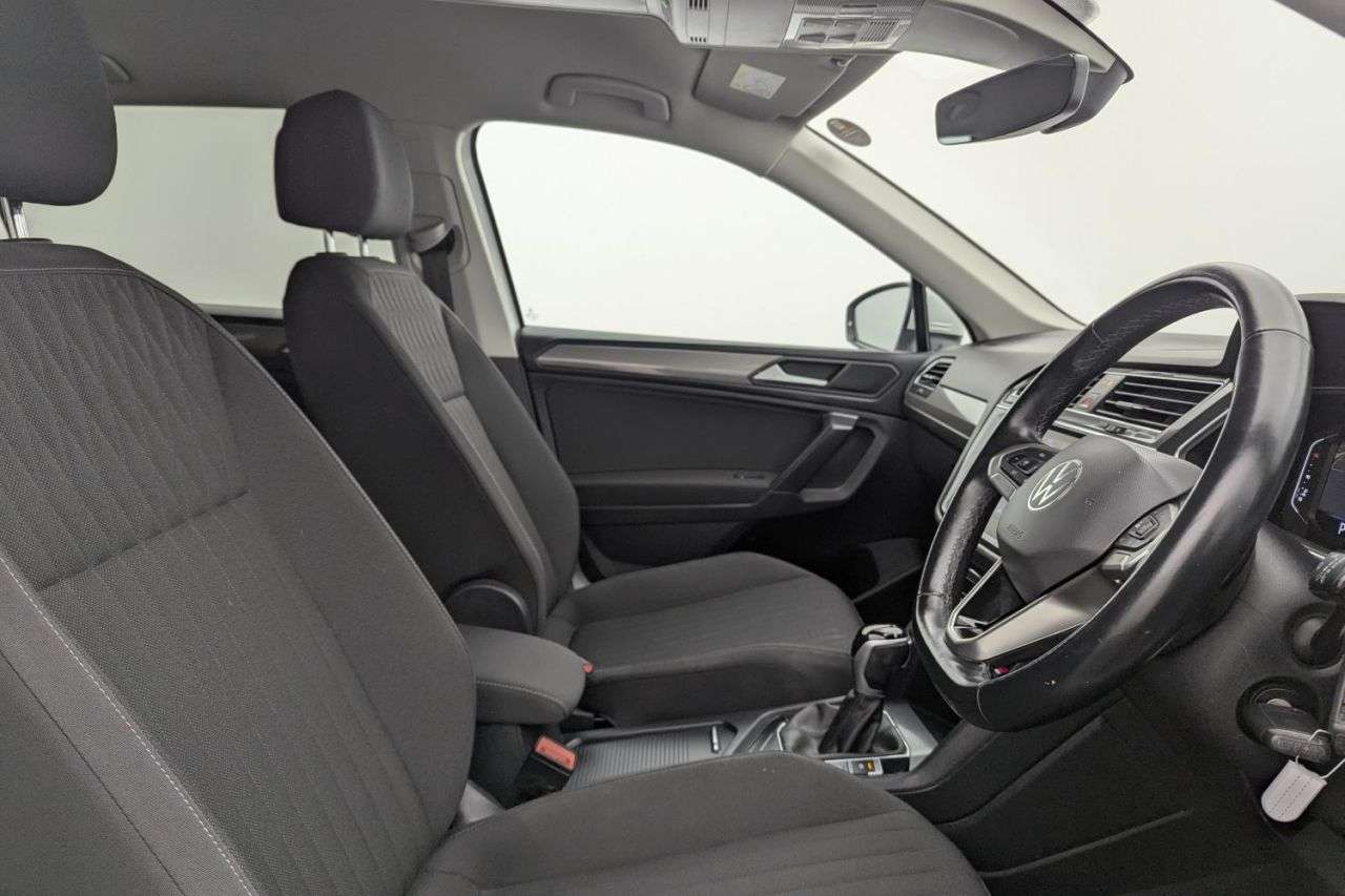 A 2022 VOLKSWAGEN TIGUAN ALLSPACE 1.5 TSI Life SUV 5dr Petrol DSG Euro 6 (s/s) (150 ps) Award Winning 5 Star A 2022 VOLKSWAGEN TIGUAN ALLSPACE 1.5 TSI Life SUV 5dr Petrol DSG Euro 6 (s/s) (150 ps) Award Winning 5 Star