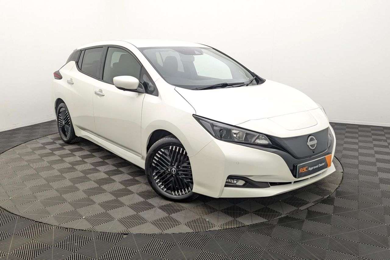 A 2023 NISSAN LEAF 39kWh N-Connecta Hatchback 5dr Electric Auto (150 ps) Award Winning 5 Star A 2023 NISSAN LEAF 39kWh N-Connecta Hatchback 5dr Electric Auto (150 ps) Award Winning 5 Star