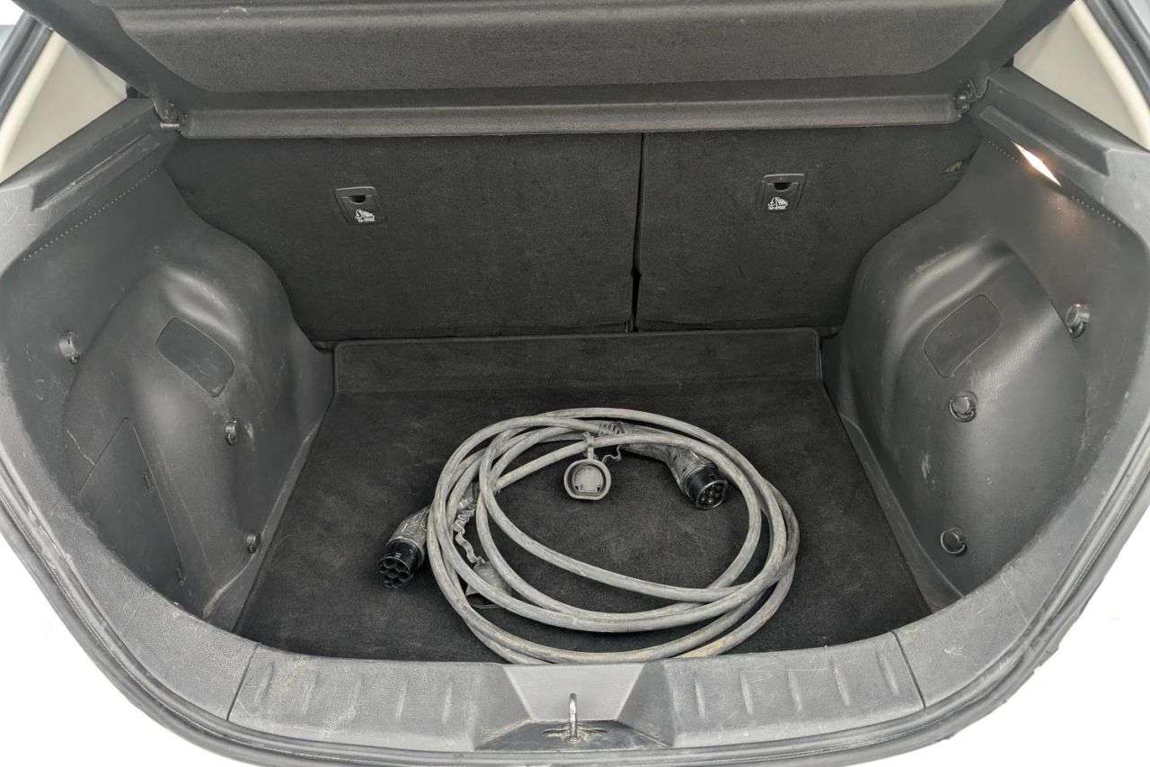 2023 NISSAN LEAF 2023 NISSAN LEAF