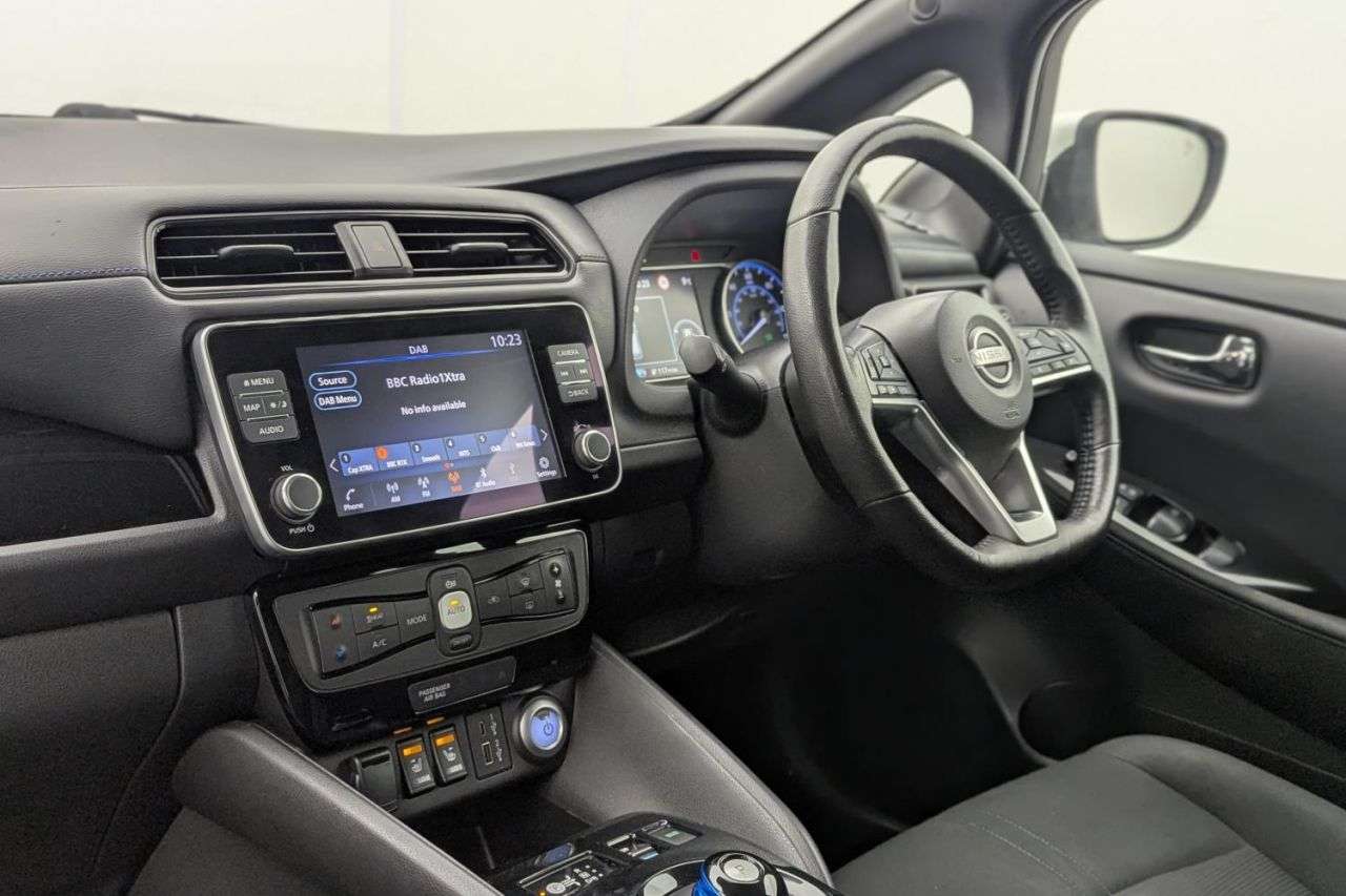 2023 NISSAN LEAF 2023 NISSAN LEAF