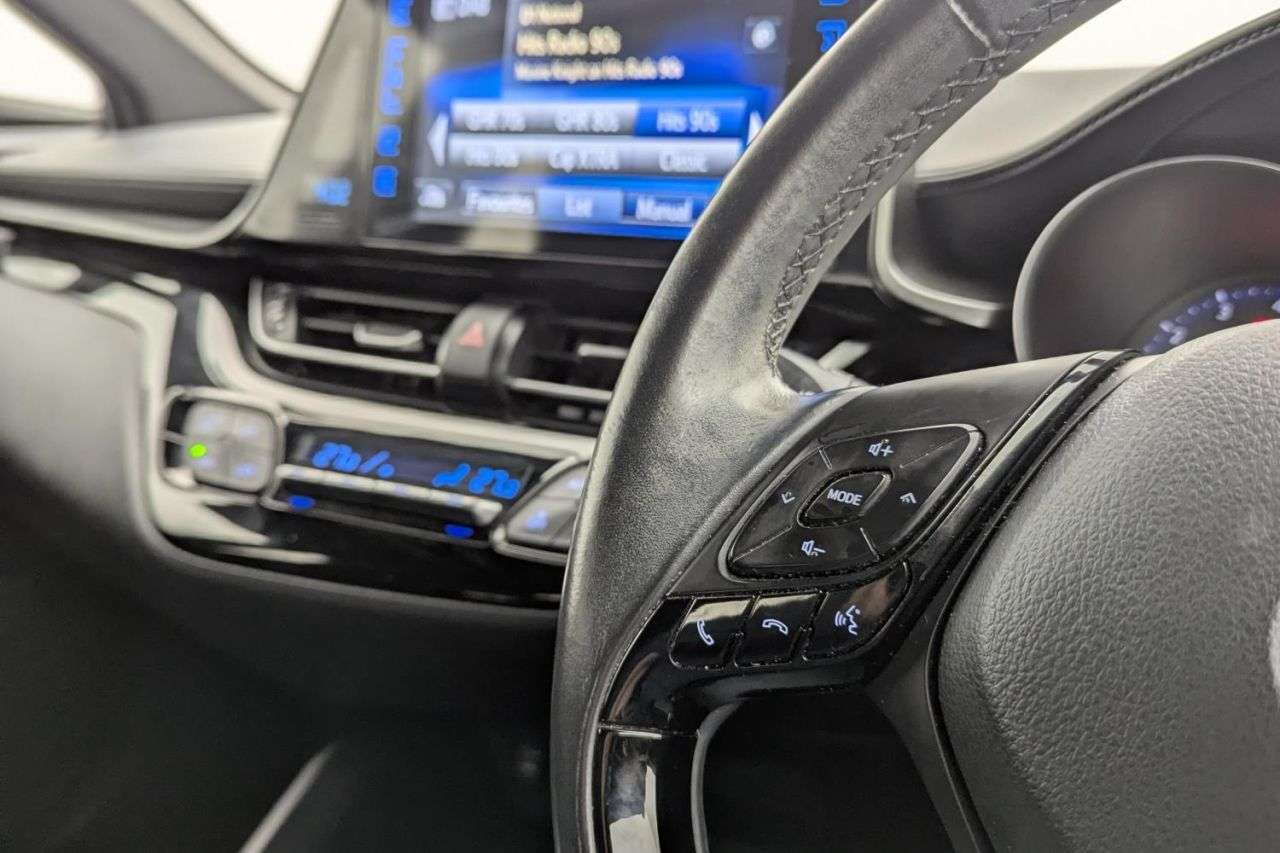 2018 TOYOTA C-HR 2018 TOYOTA C-HR