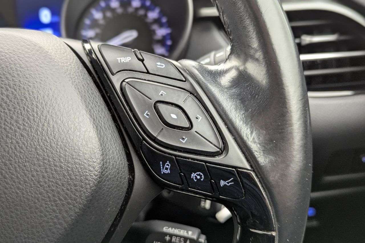 2018 TOYOTA C-HR 2018 TOYOTA C-HR