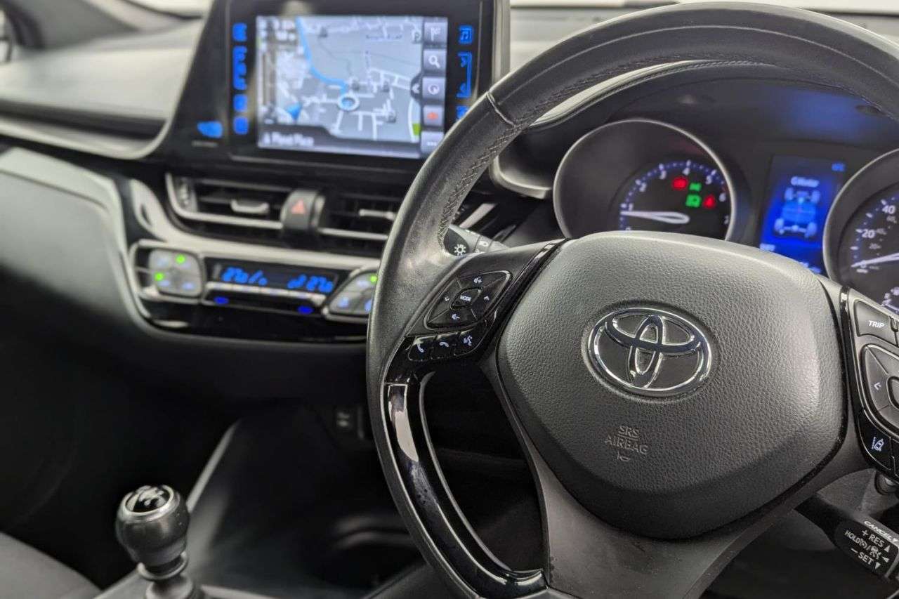 2018 TOYOTA C-HR 2018 TOYOTA C-HR