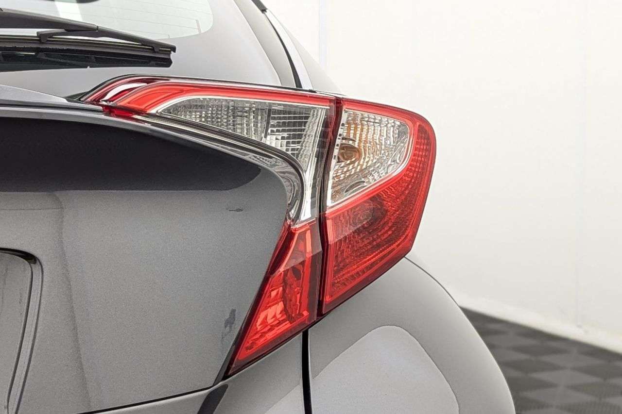 2018 TOYOTA C-HR 2018 TOYOTA C-HR