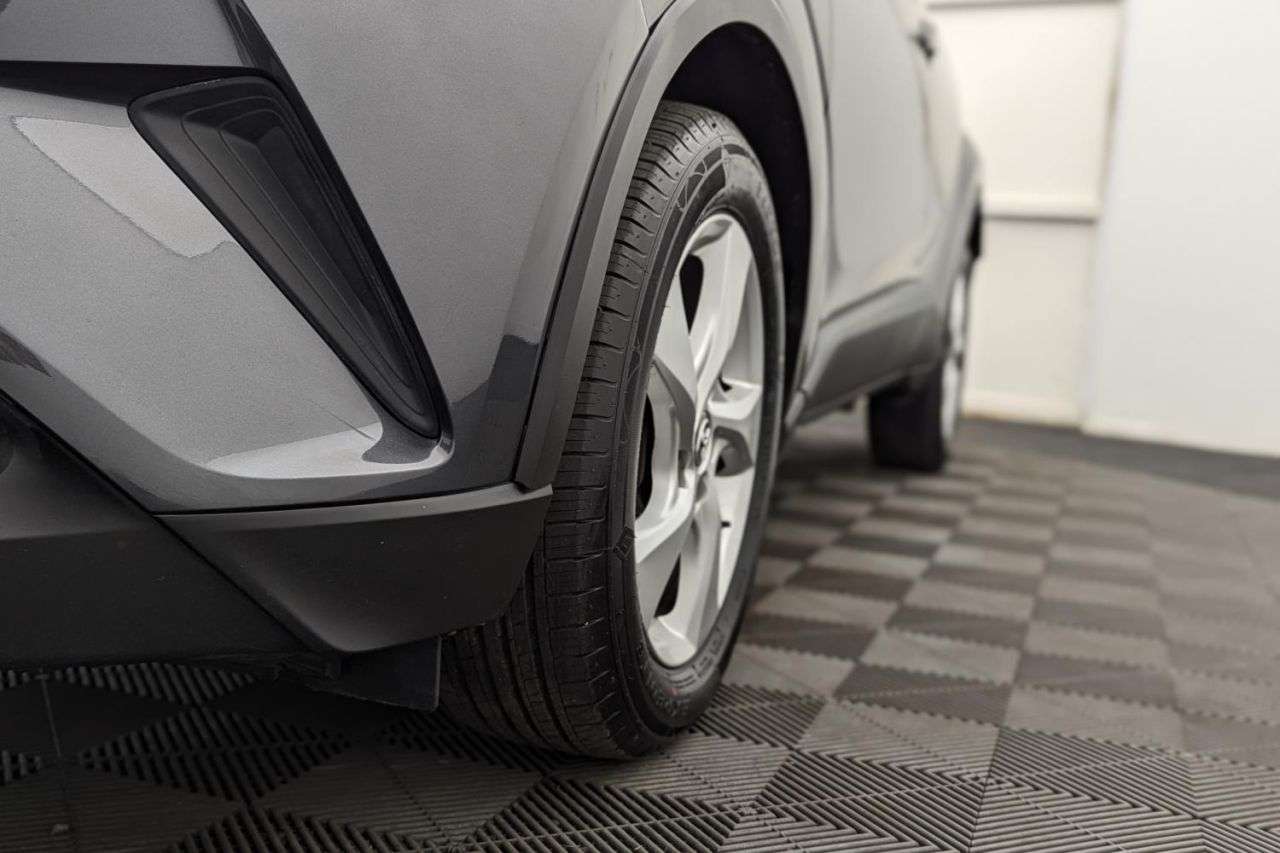 2018 TOYOTA C-HR 2018 TOYOTA C-HR