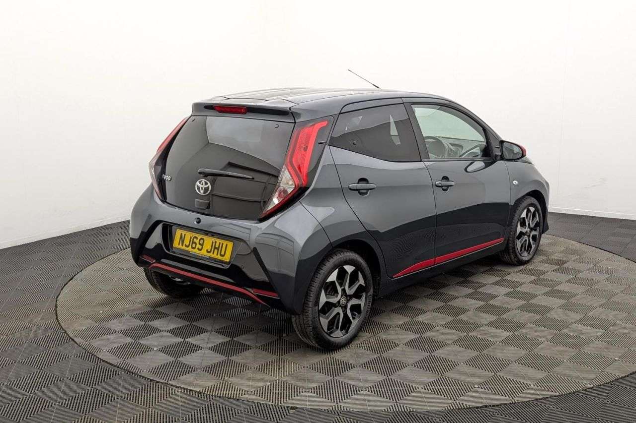 2019 TOYOTA AYGO 2019 TOYOTA AYGO