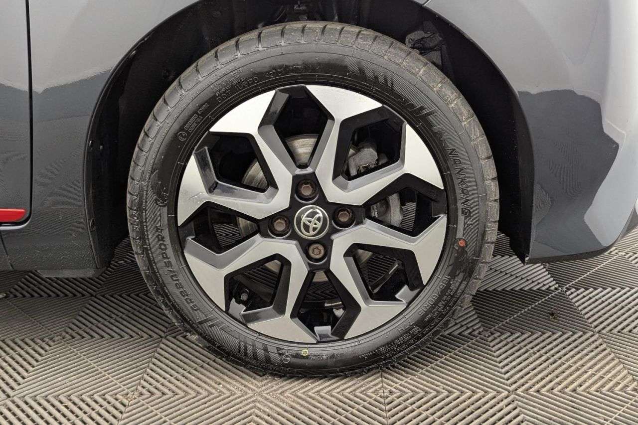 2019 TOYOTA AYGO 2019 TOYOTA AYGO