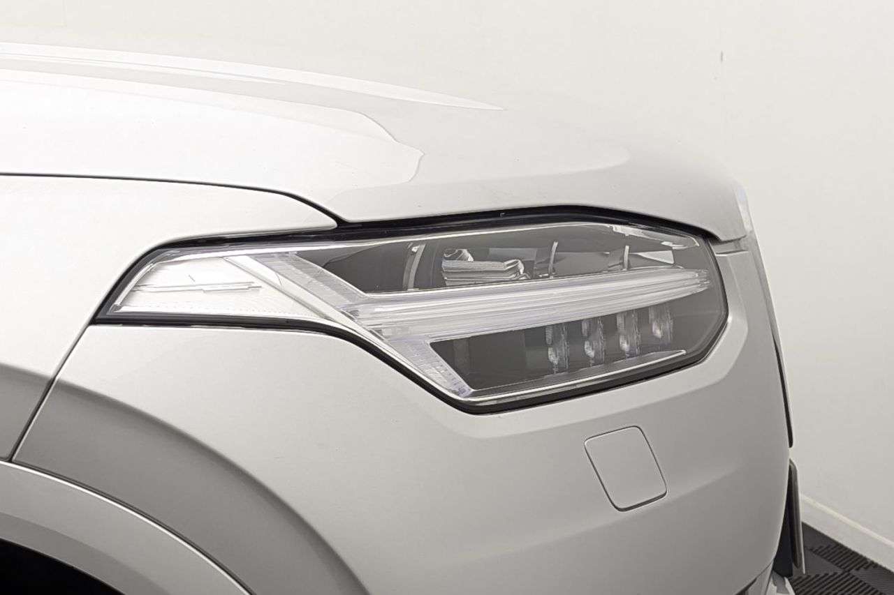 2019 VOLVO XC90 2019 VOLVO XC90