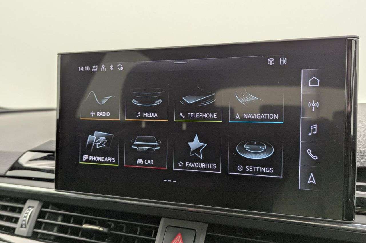 2022 AUDI A4 AVANT 2022 AUDI A4 AVANT