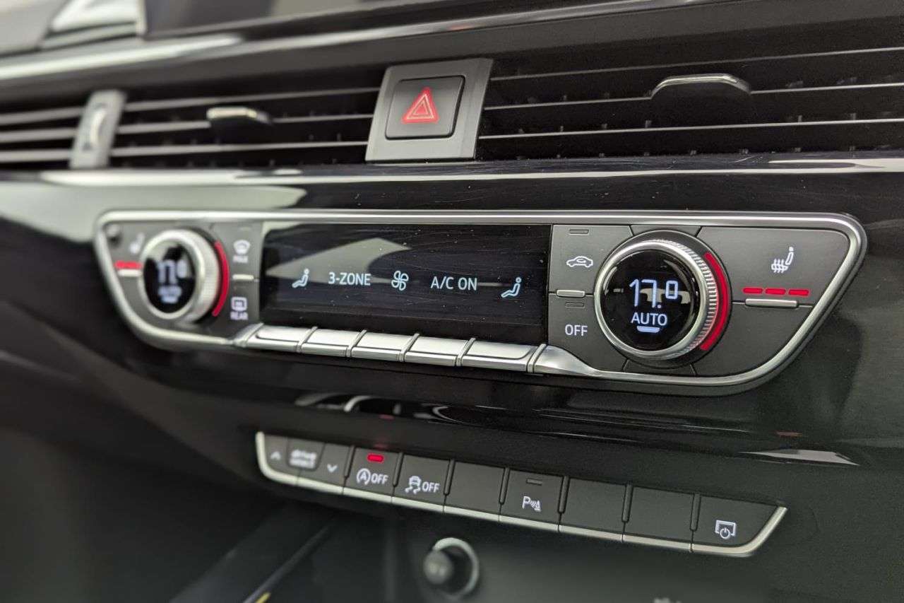 2022 AUDI A4 AVANT 2022 AUDI A4 AVANT