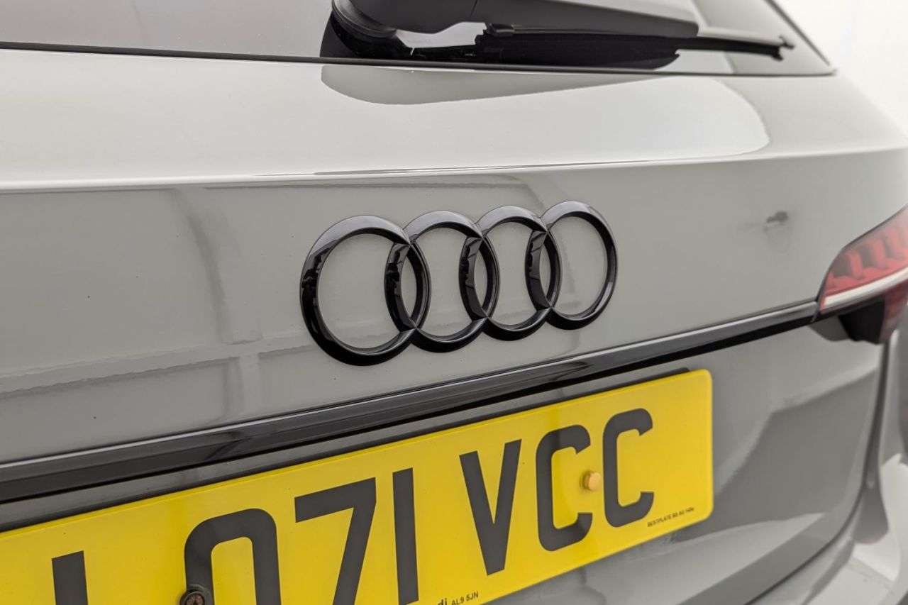 2022 AUDI A4 AVANT 2022 AUDI A4 AVANT