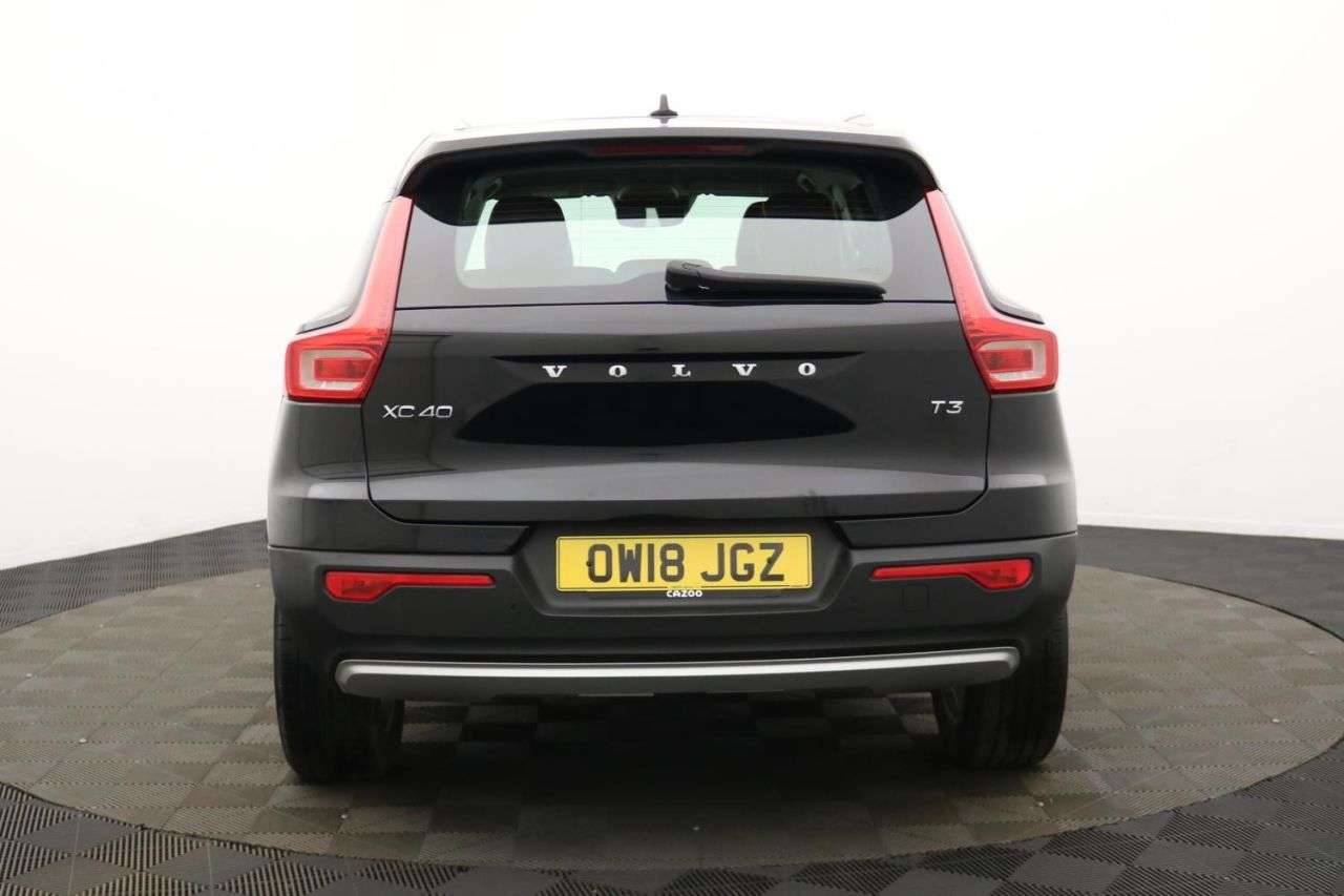2018 VOLVO XC40 2018 VOLVO XC40