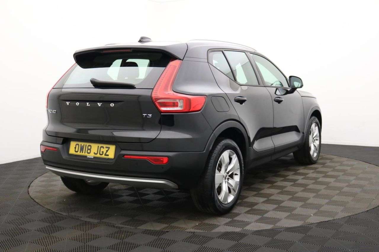 2018 VOLVO XC40 2018 VOLVO XC40