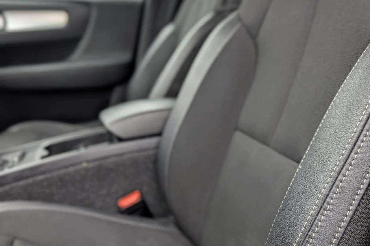 2018 VOLVO XC40 2018 VOLVO XC40