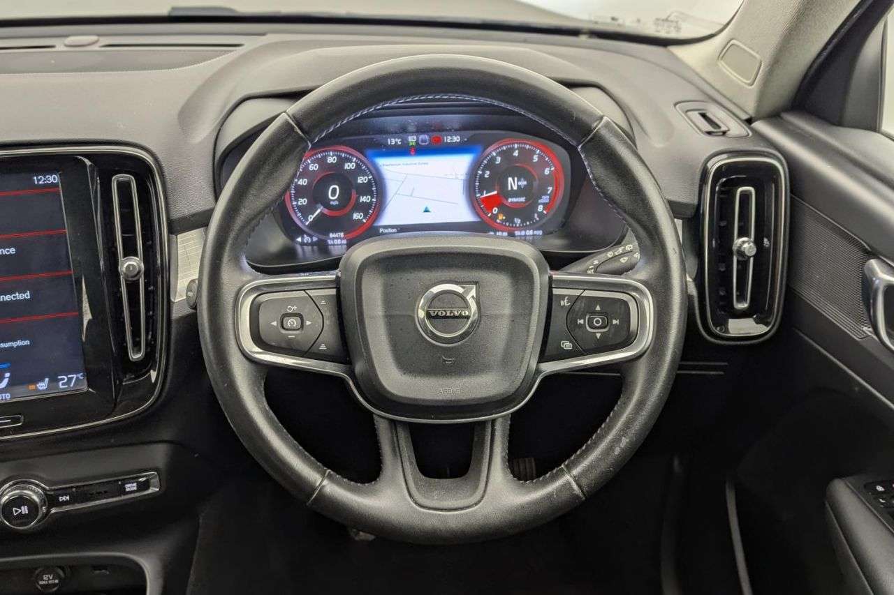 2018 VOLVO XC40 2018 VOLVO XC40