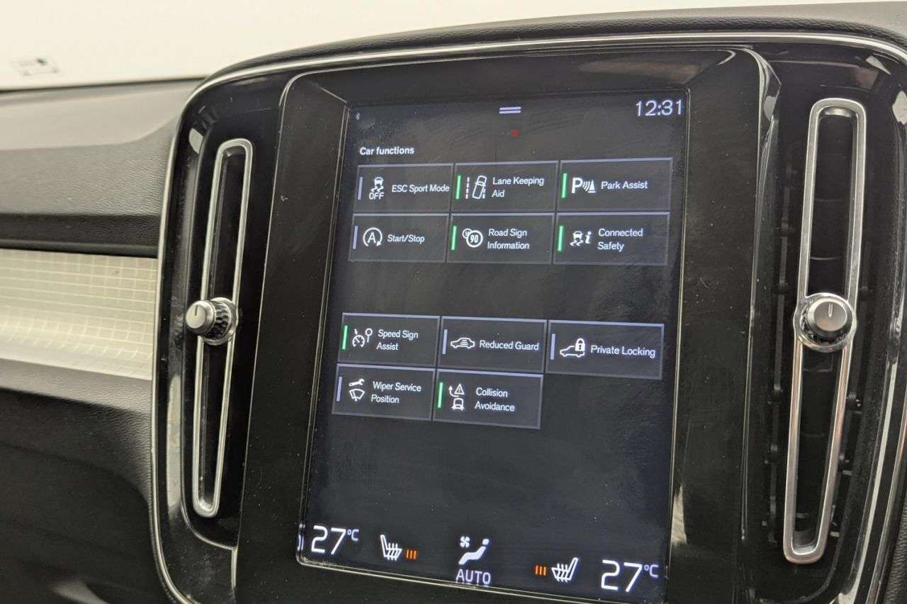 2018 VOLVO XC40 2018 VOLVO XC40