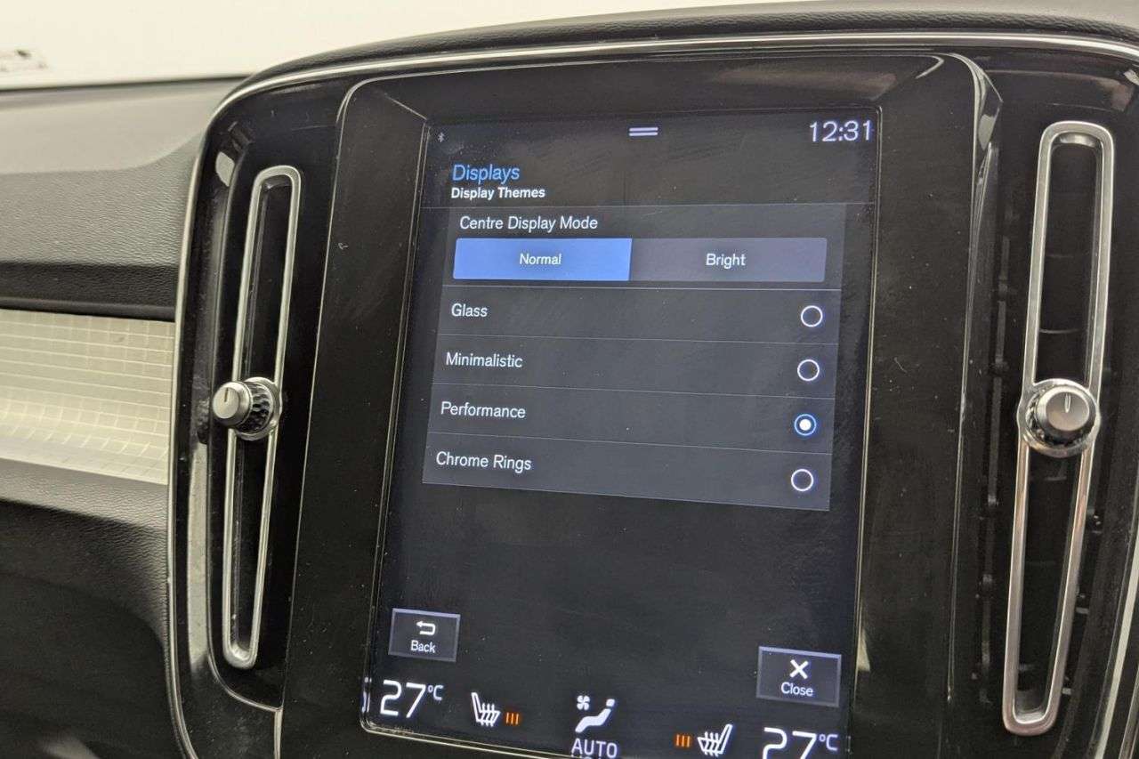 2018 VOLVO XC40 2018 VOLVO XC40