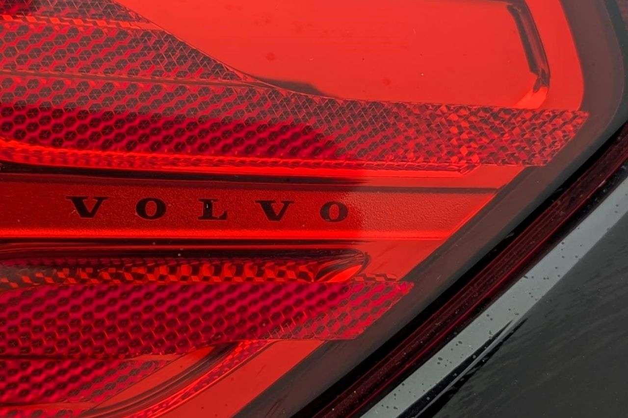 2018 VOLVO XC40 2018 VOLVO XC40