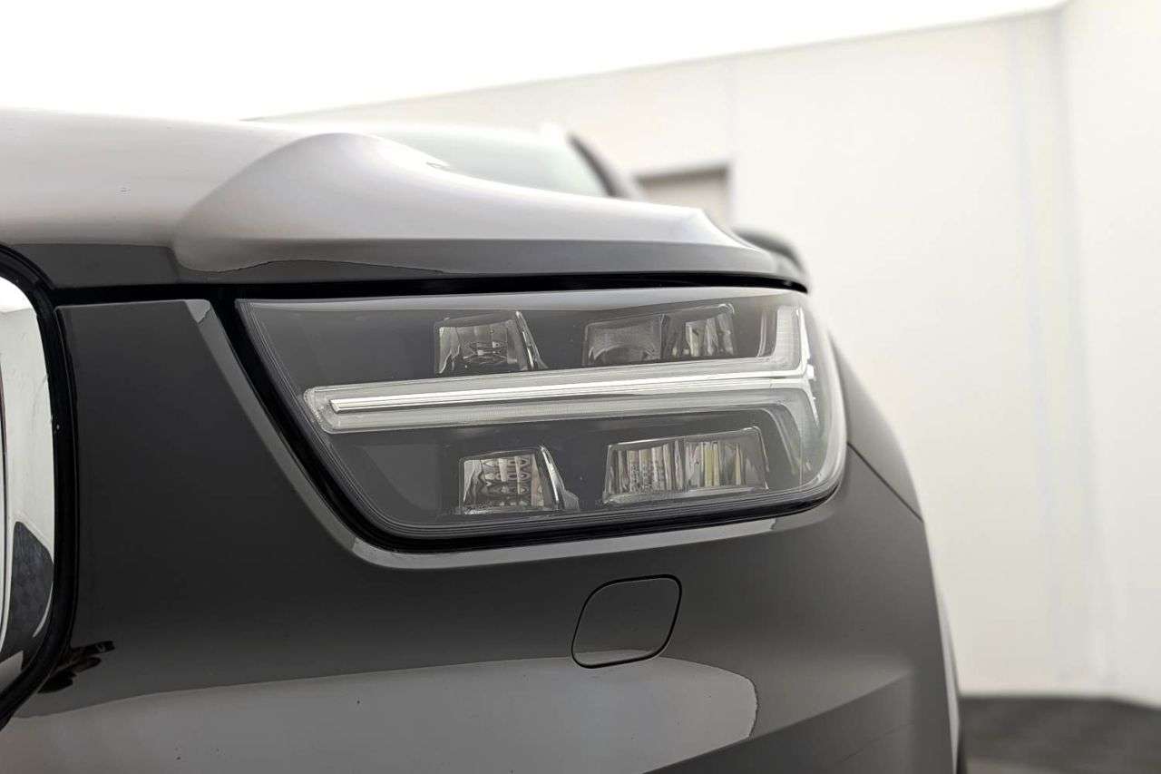 2018 VOLVO XC40 2018 VOLVO XC40