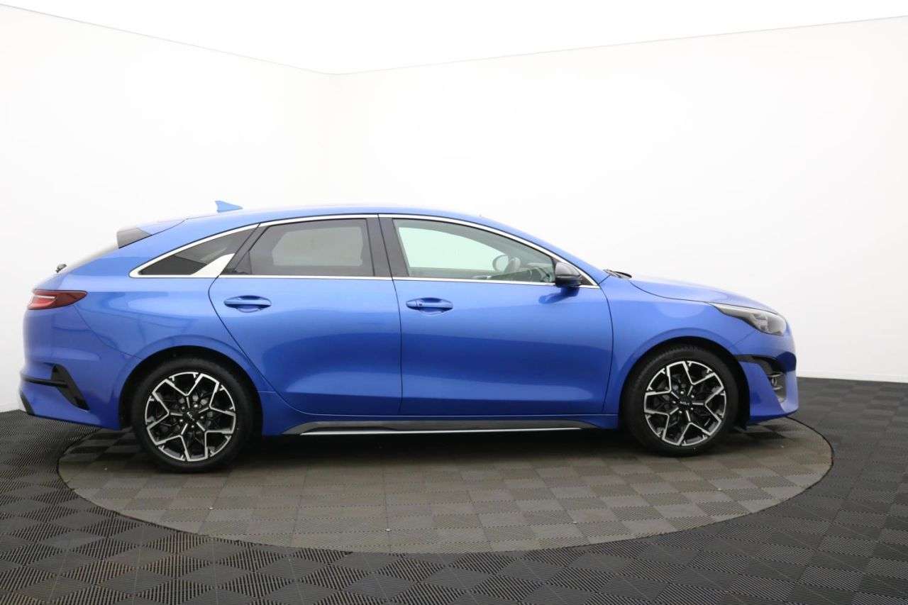 A 2023 KIA PROCEED 1.5 T-GDi GT-Line Shooting Brake 5dr Petrol Manual Euro 6 (s/s) (158 bhp) A A 2023 KIA PROCEED 1.5 T-GDi GT-Line Shooting Brake 5dr Petrol Manual Euro 6 (s/s) (158 bhp) A