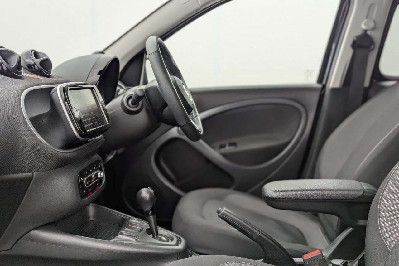 2021 SMART FORFOUR 2021 SMART FORFOUR