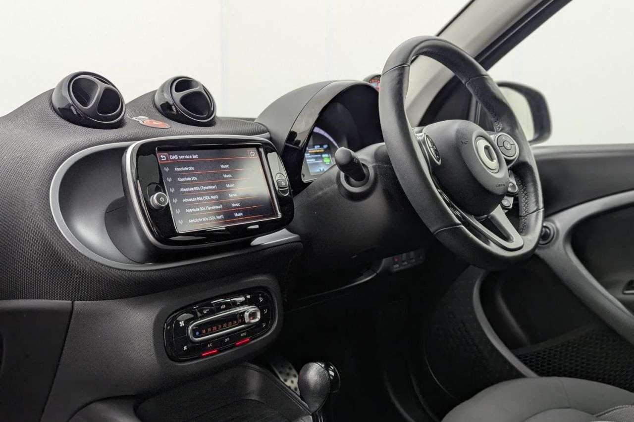 2021 SMART FORFOUR 2021 SMART FORFOUR