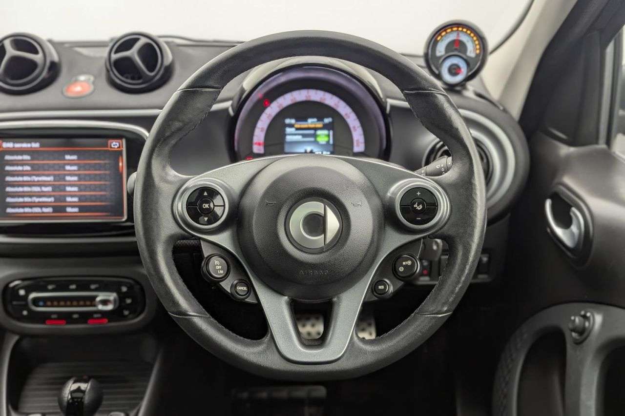 2021 SMART FORFOUR 2021 SMART FORFOUR